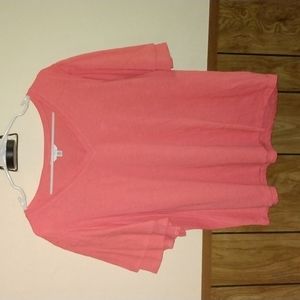 New Woman's 2XL top